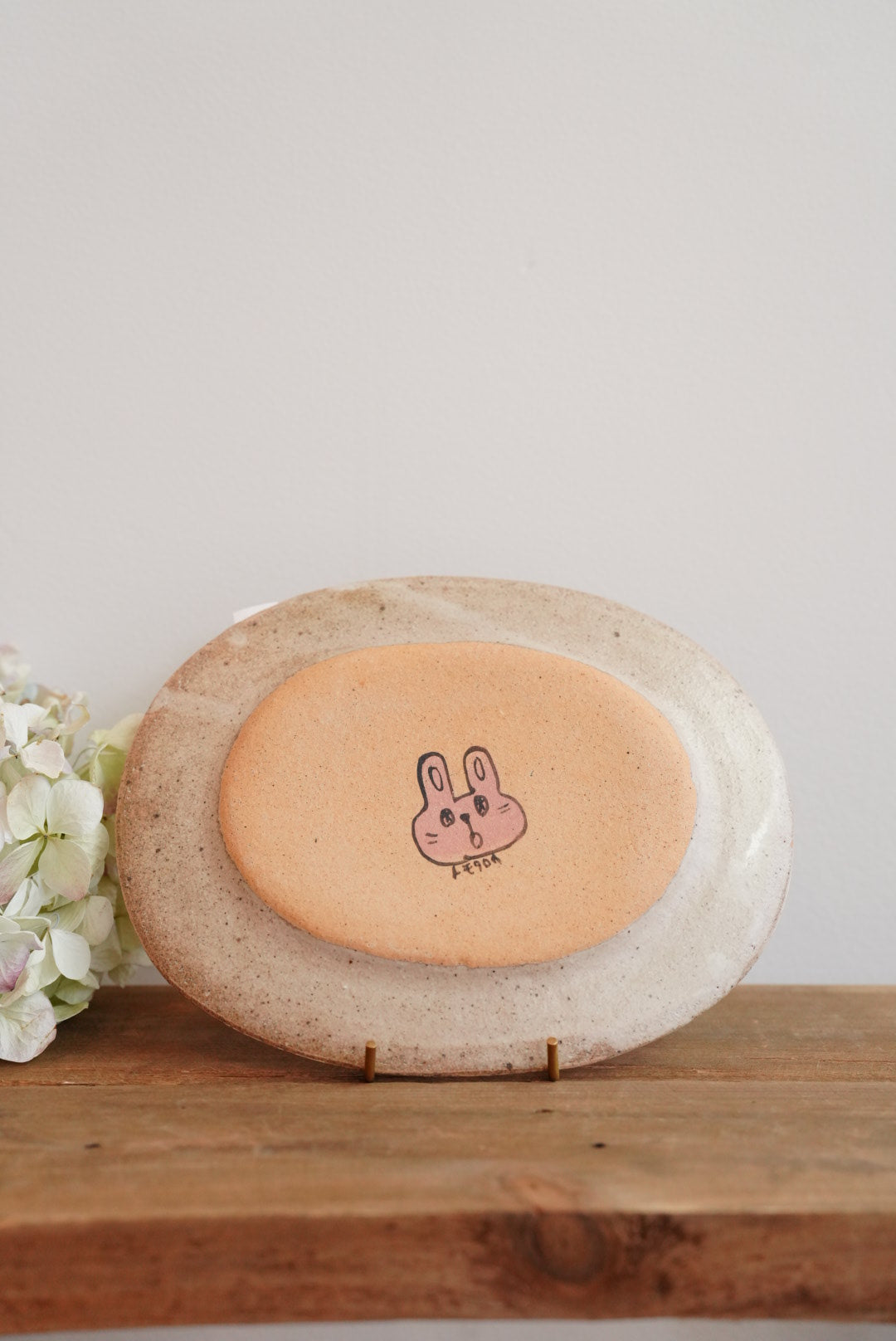 Tomotaro 岡村友太郎 - Rabbit Oval Plate #2