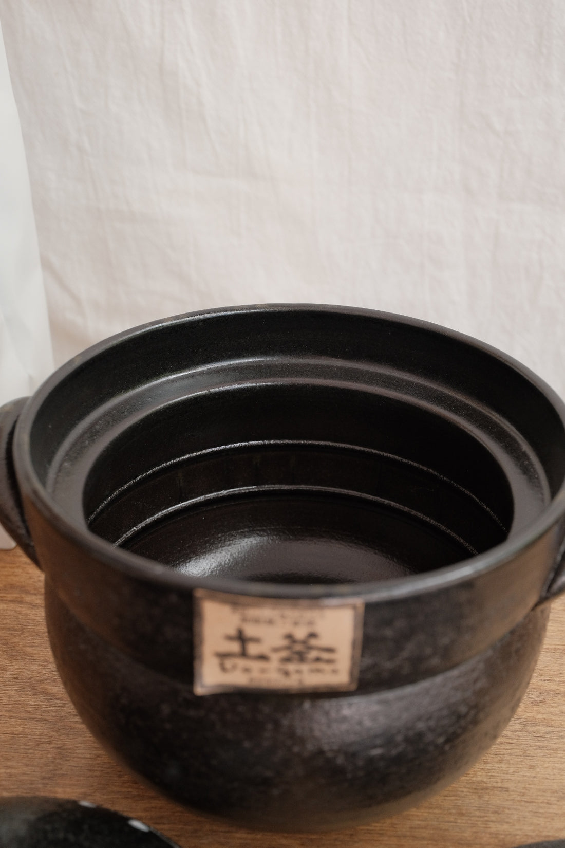 Donabe Banko Ware Double Lids Black Clay Pot 1.1L