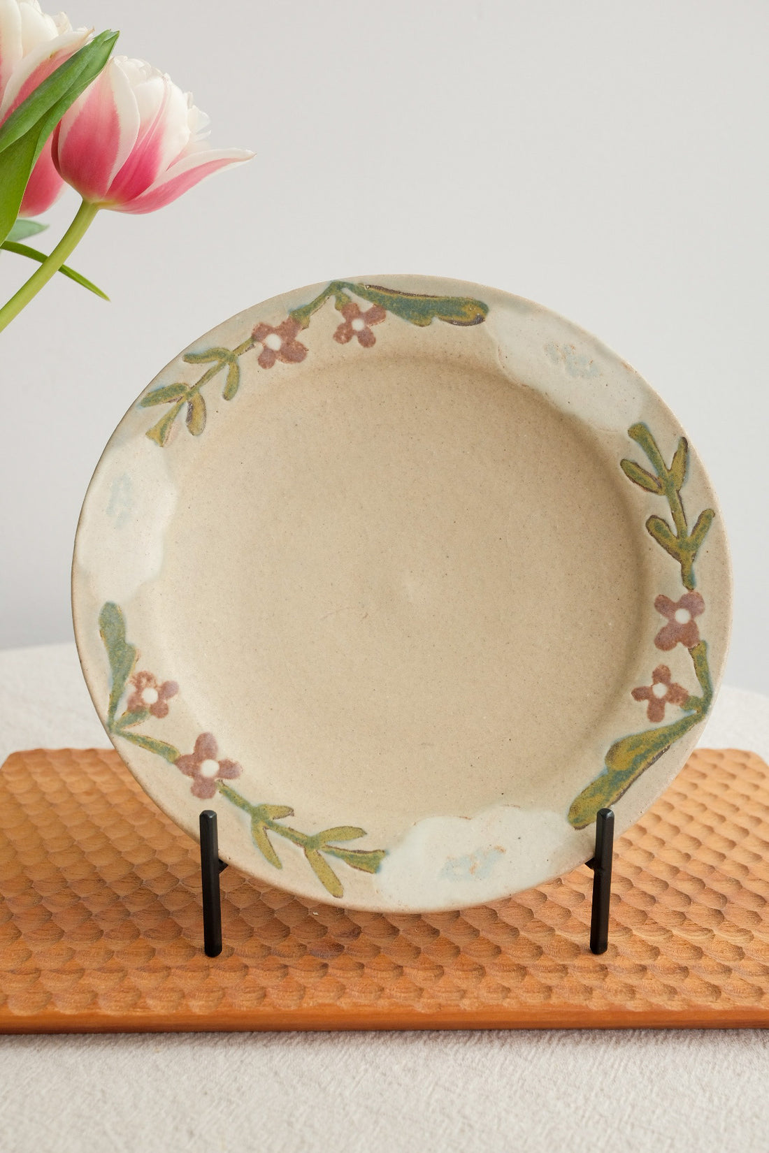 Makiko Okizawa 冲澤真纪子- Medium Saucer MA10