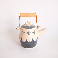 Boobee Studio 吉林三千代 - Small Teapot with Handle on the Top BS05-2