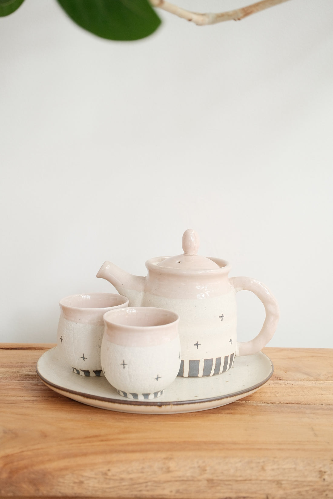 Mino Ware Coarse Pottery Teapot and Tea cup - Pink