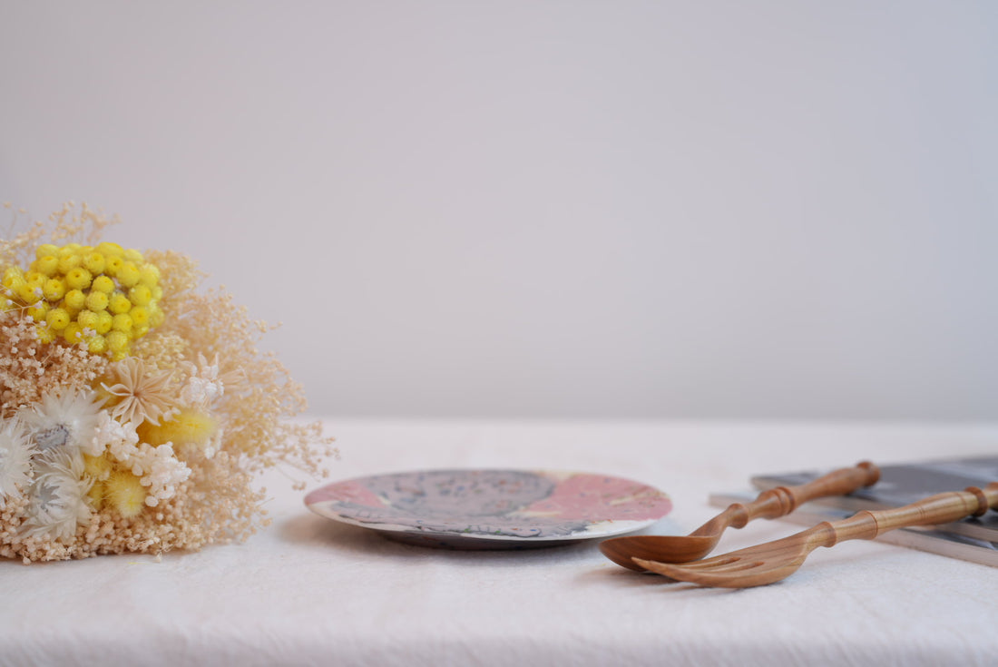 Hamasaka Naoko 浜坂尚子  Hand Painted Saucer - HN01 #2