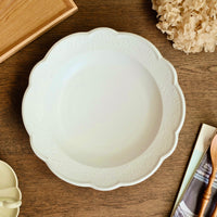 Atelier Gyuusha Large Floral Shape Round Deep Plate