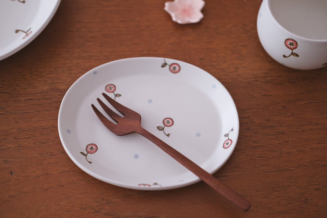 Tobe-ware Rose Collection