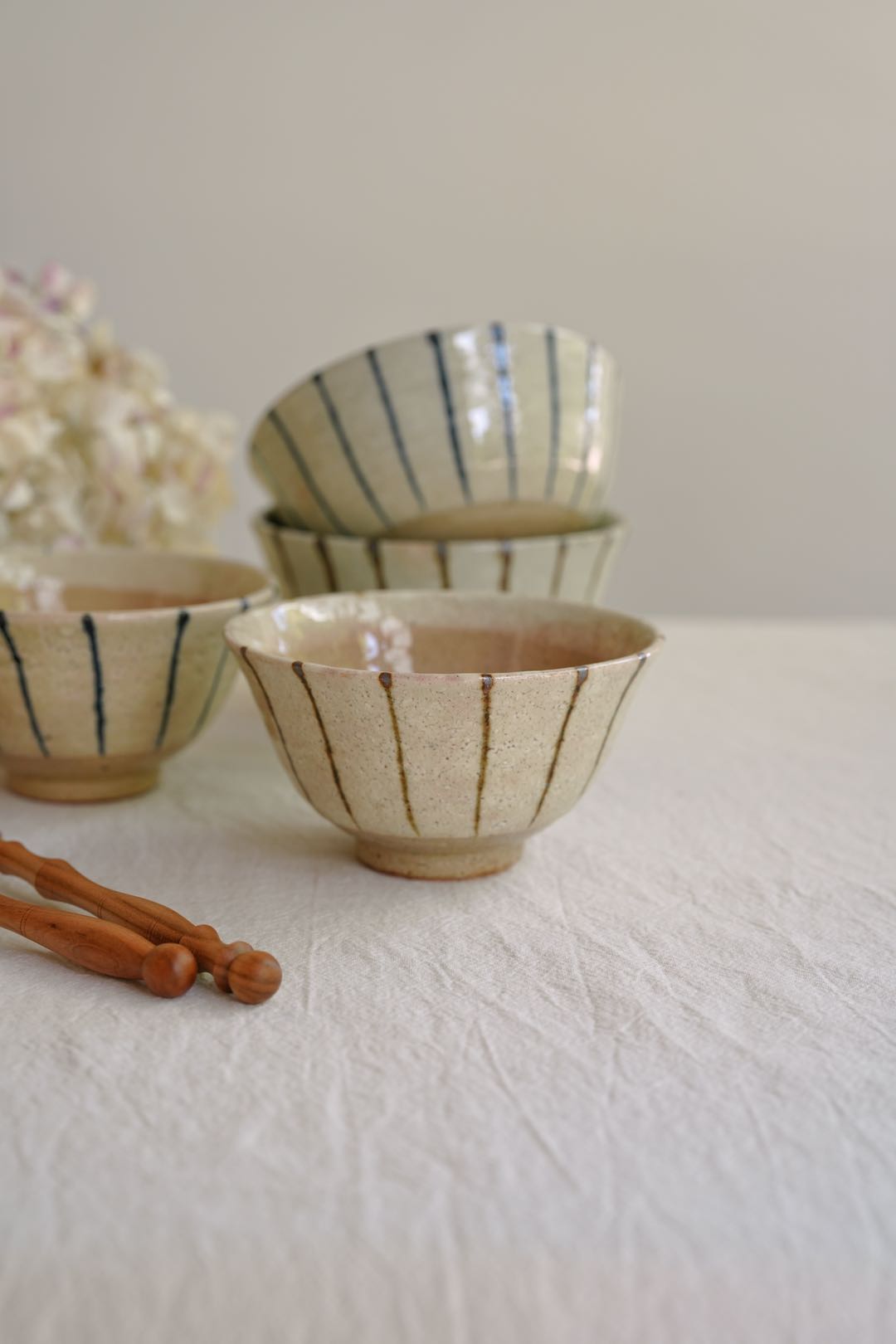 SAKUZAN Kairagi Jussou Stripe Large Rice Bowl