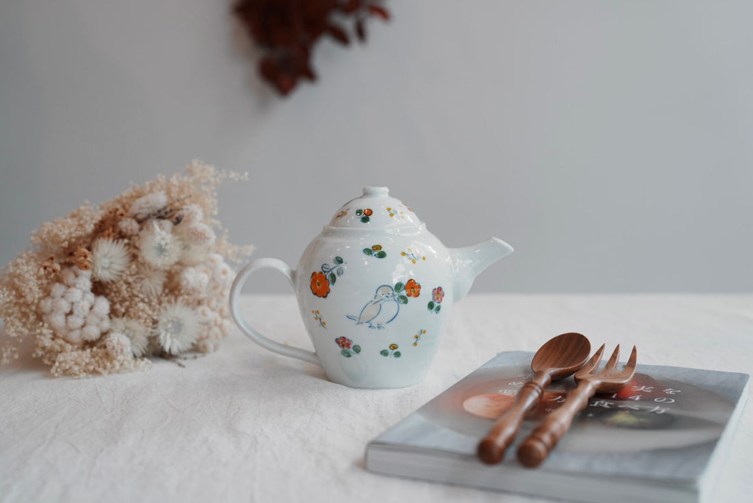 TATA Pottery Studio 田中大輝 & 田边桂- Porcelain Teapot TP17 #3