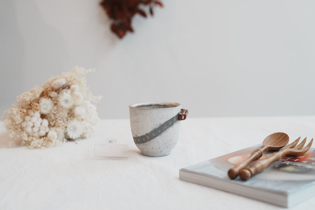 Akemi Suzuki 鈴木明美 - Road Collection Tea Cup AS15