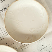 Mashiko Pottery Yoshizawa Lazy Cat Plate