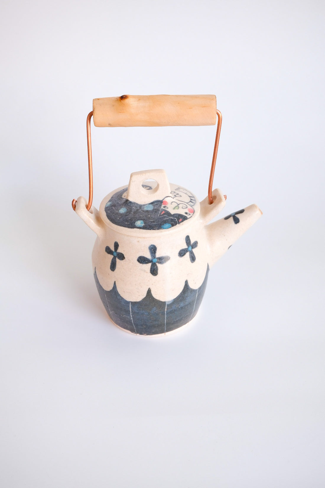 Boobee Studio 吉林三千代 - Small Teapot with Handle on the Top BS05-4