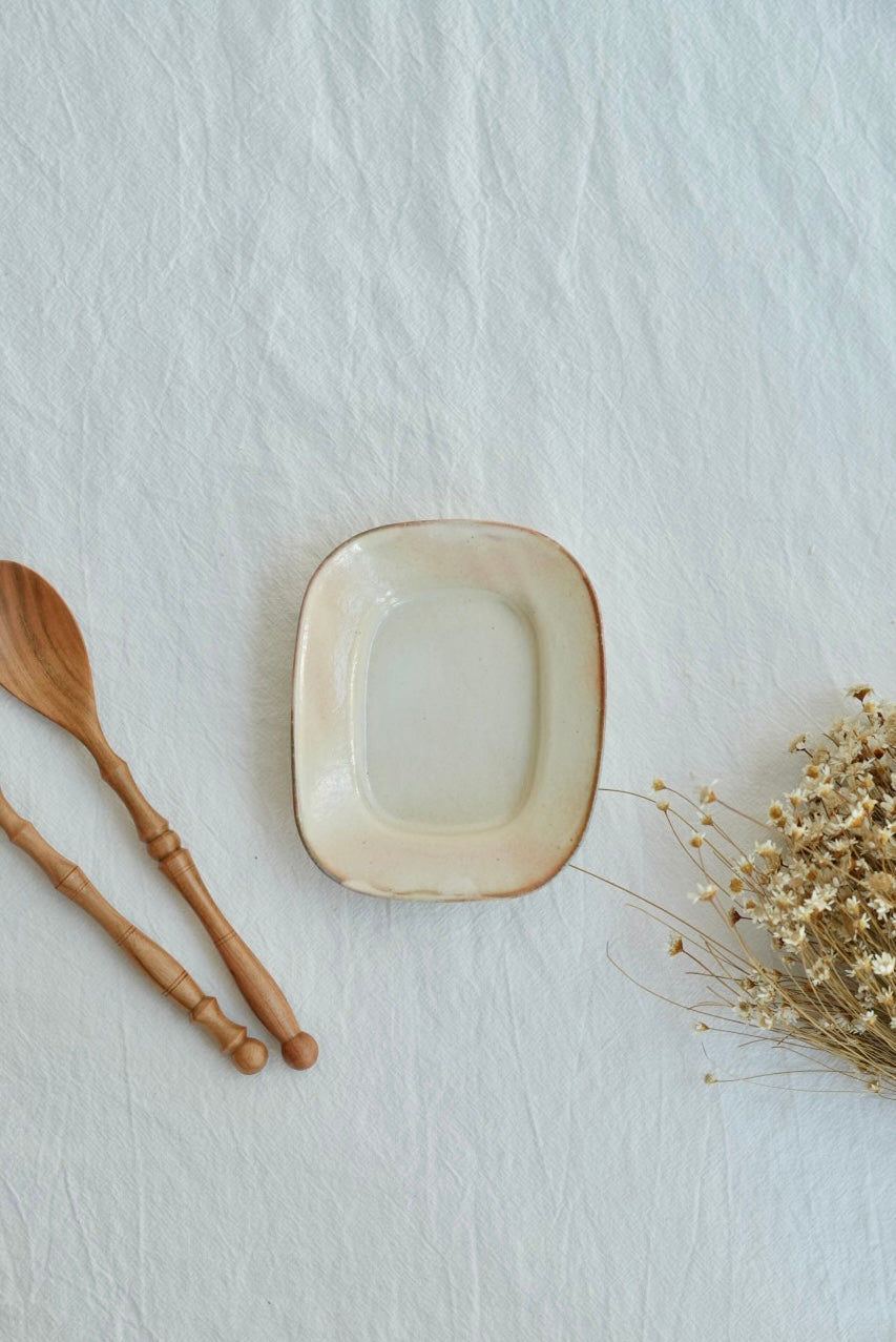 Hirokazu Furutani 古谷浩一 - Rectangular Side Plate HF30