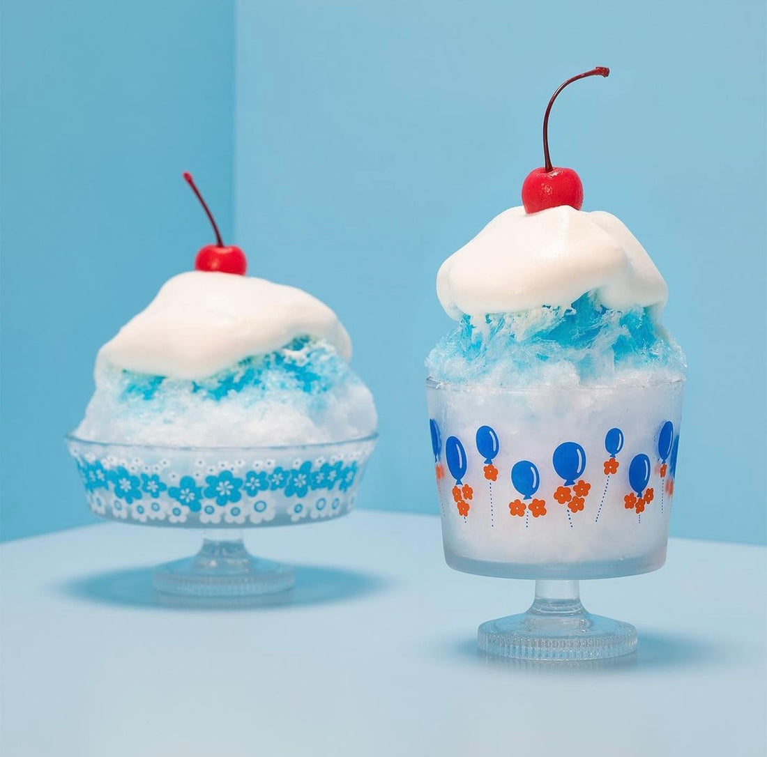 Aderai Glass Retro Pedestal Shallow Dessert Bowl - Blue Flower