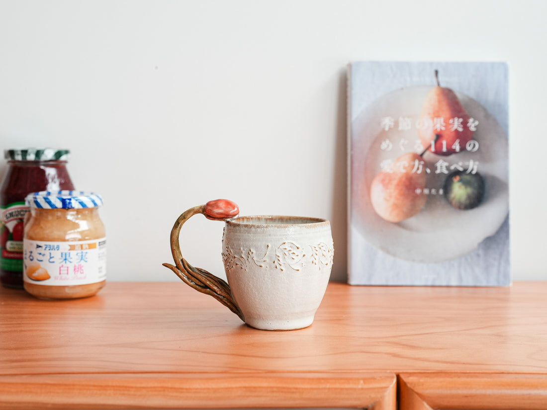 Satomi Motohashi 本橋里美 Tulip Mug SM12