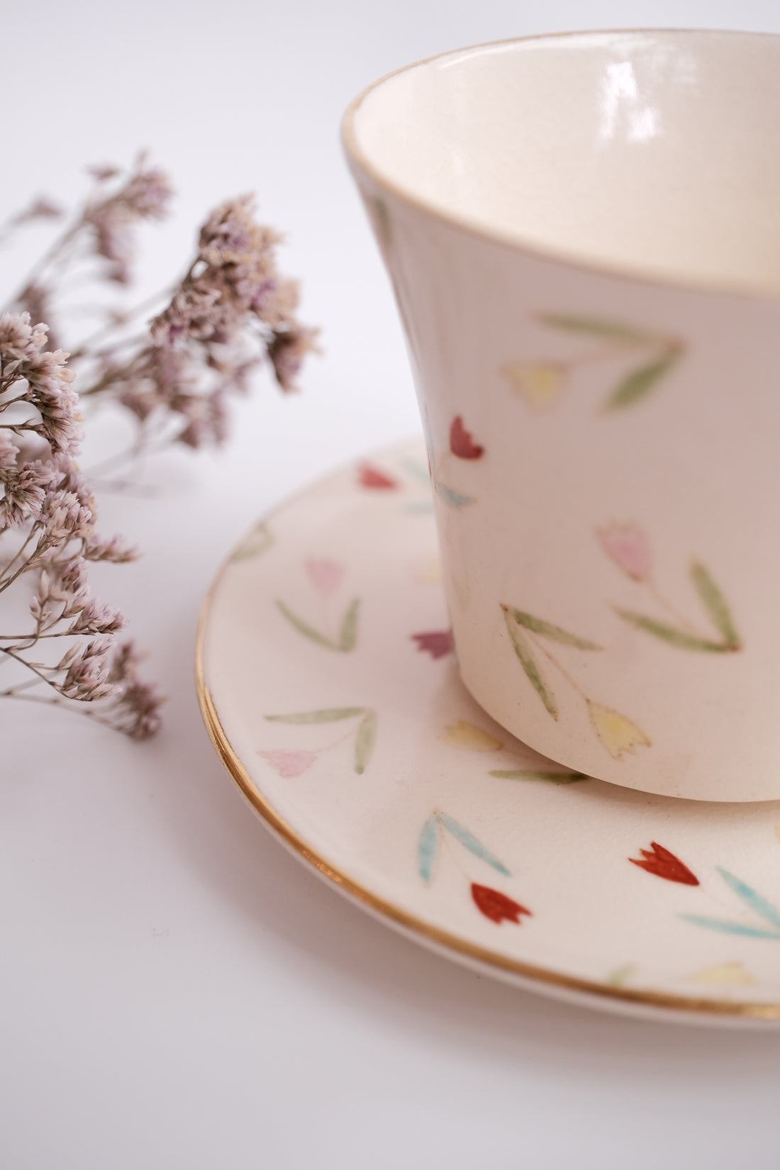 Taki Tomoda 友田多紀 Tulip Cup and Saucer - TT02