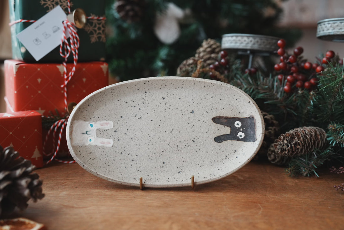 Haruko Harada 原田晴子 Oval Plate - HH36