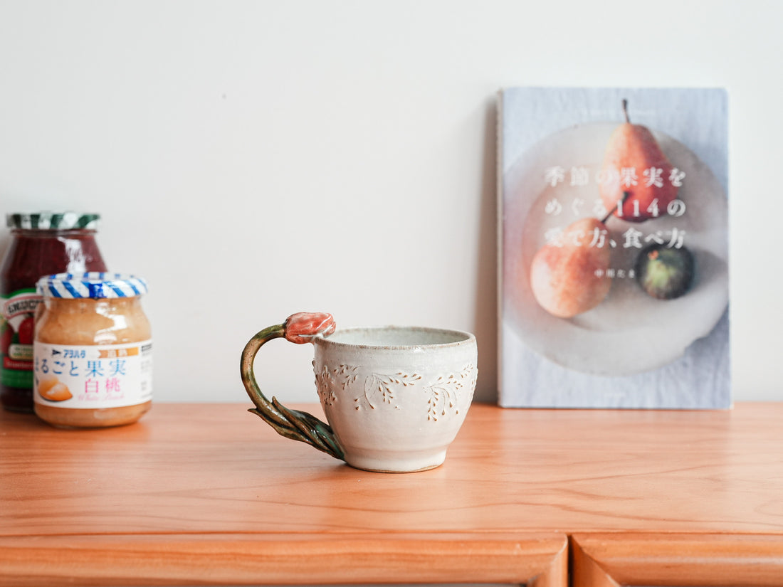Satomi Motohashi 本橋里美 Tulip Mug SM12