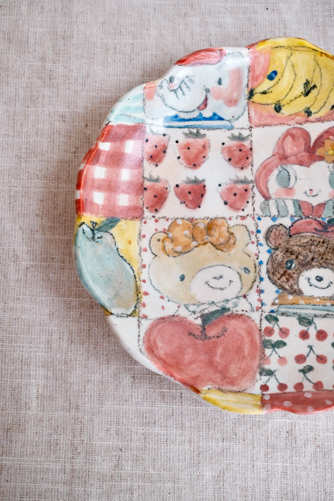 Asako Yamaguchi 山口麻子 Animal Floral Edge Plate AI19