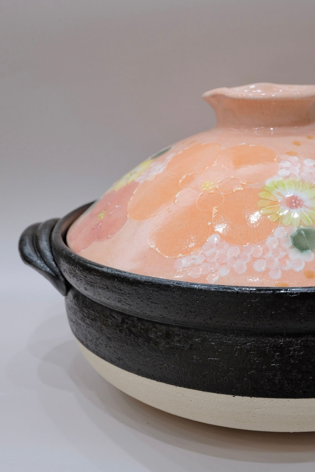 Setoware Flower Donabe Claypot - Size 8