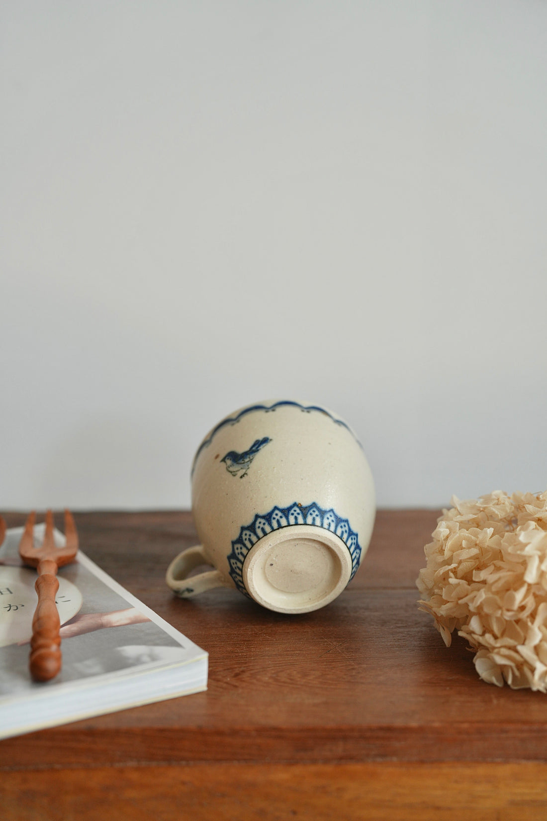 Shinko Nakanishi 中西申幸 Bird Mug SN04