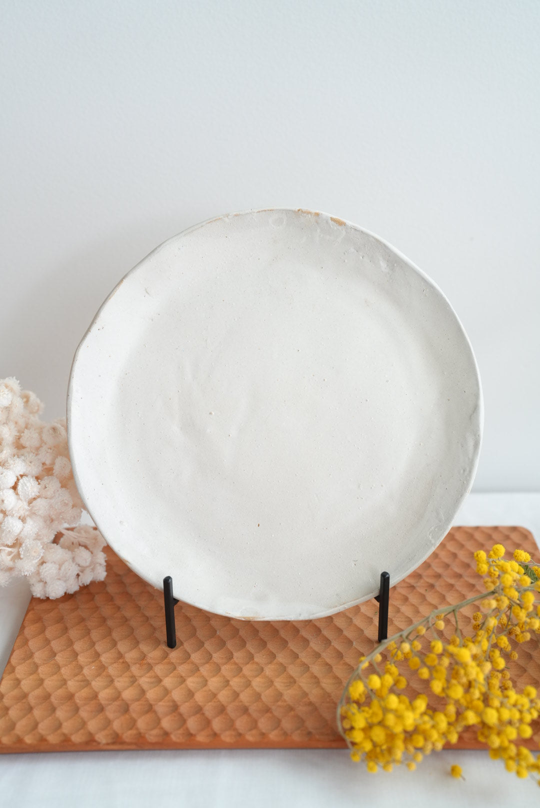 Tatsuo Horimizu 堀水達雄 White Round Plate TH04