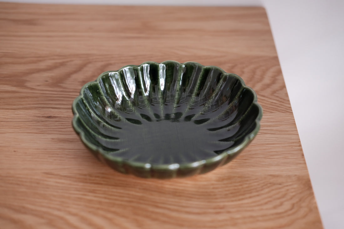 Japanese Chrysanthemum Shape Oval Serving Bowl