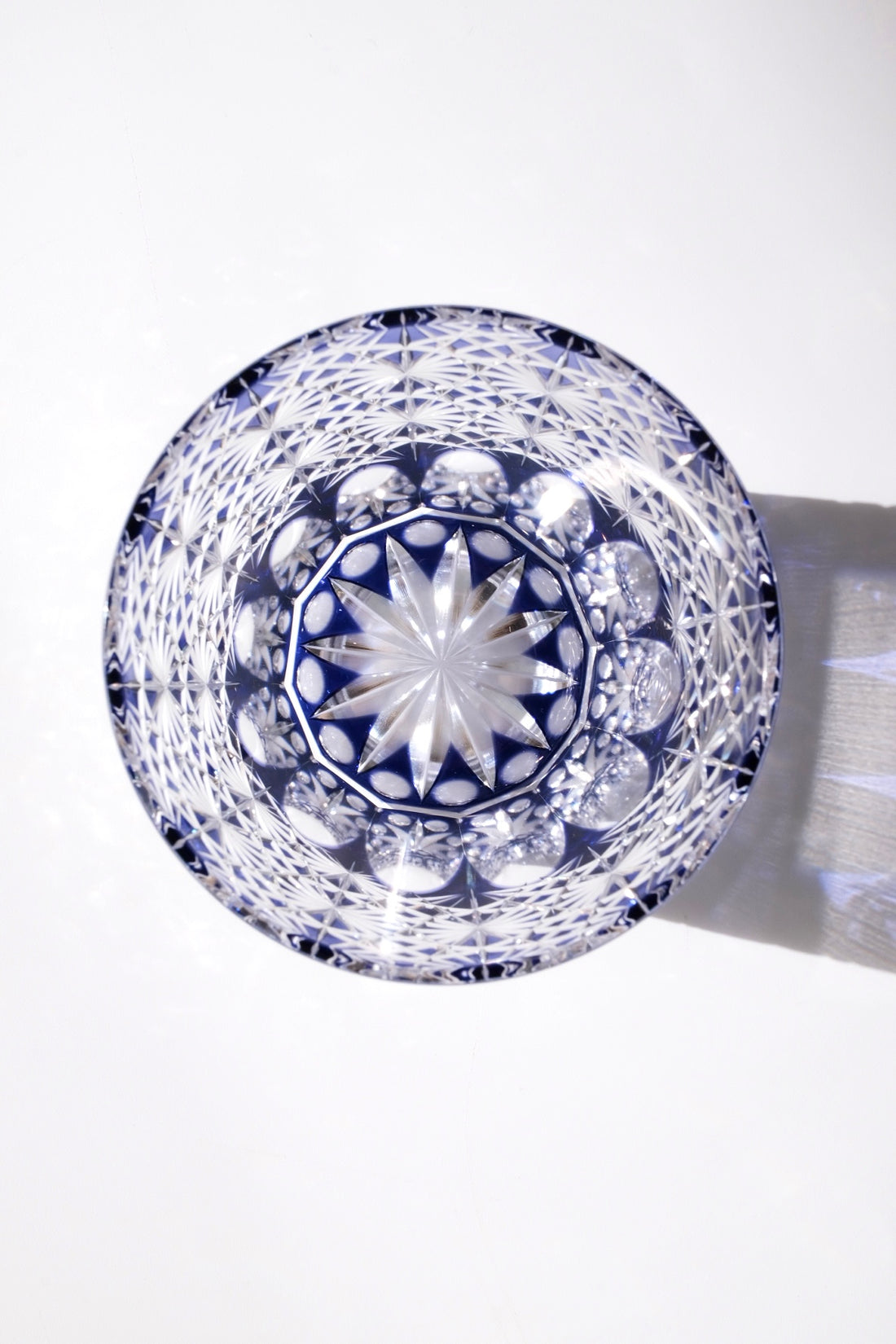 Edo Kiriko Whisky Glass Rock Glass "Large Chrysanthemum" Purple by Junichi Nabetani, Master of traditional crafts