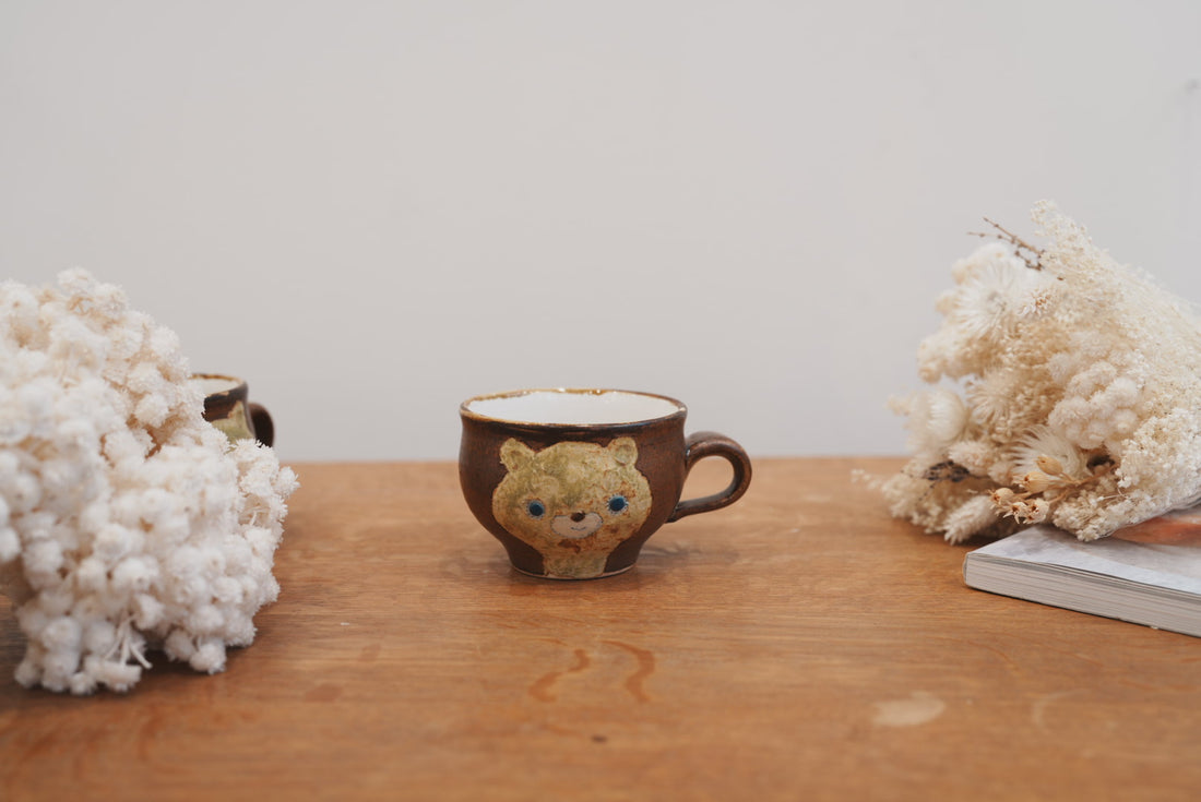 Tomoko Kubo コンガリ舍 Brown Mug TK02