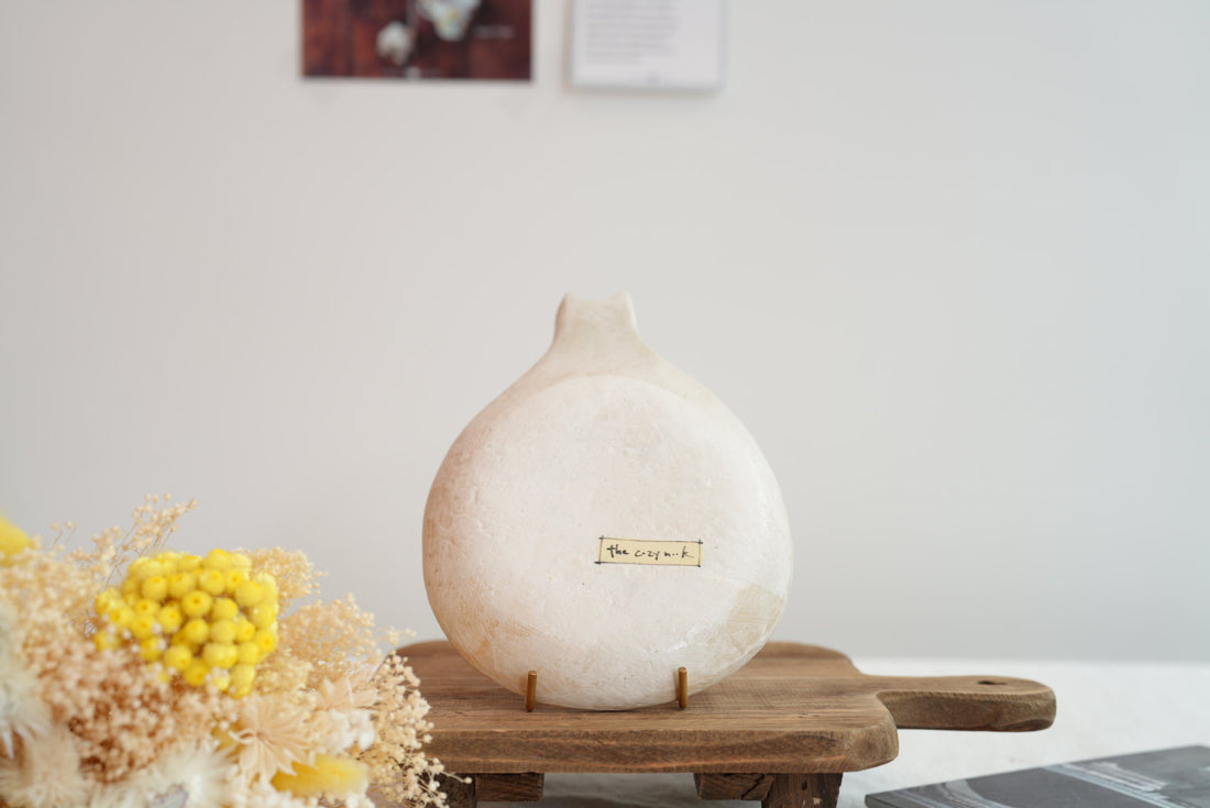 Cozy Nook - Checkered Pattern Cat Round Plate- CN13 #2