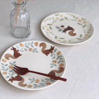 Buncho Pottery 7寸/Plate of squirrels and acorns