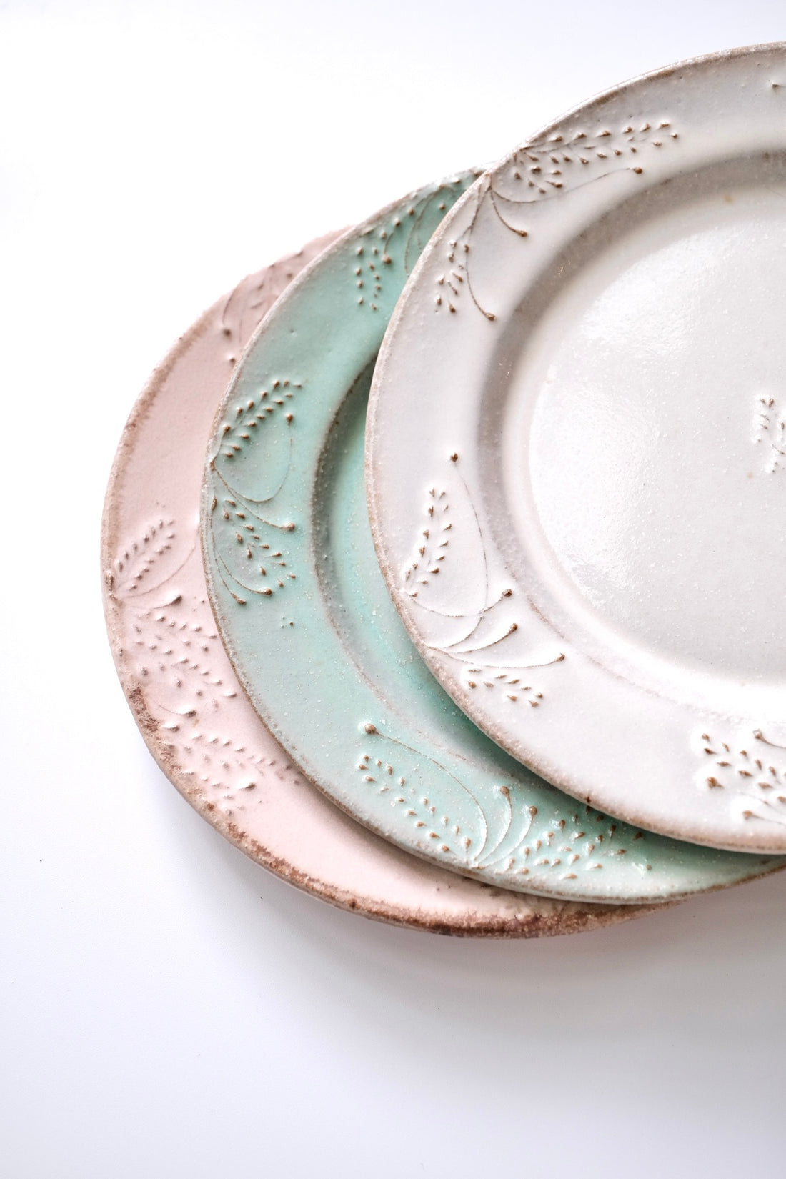 Satomi Motohashi 本橋里美 Round Plate SM06