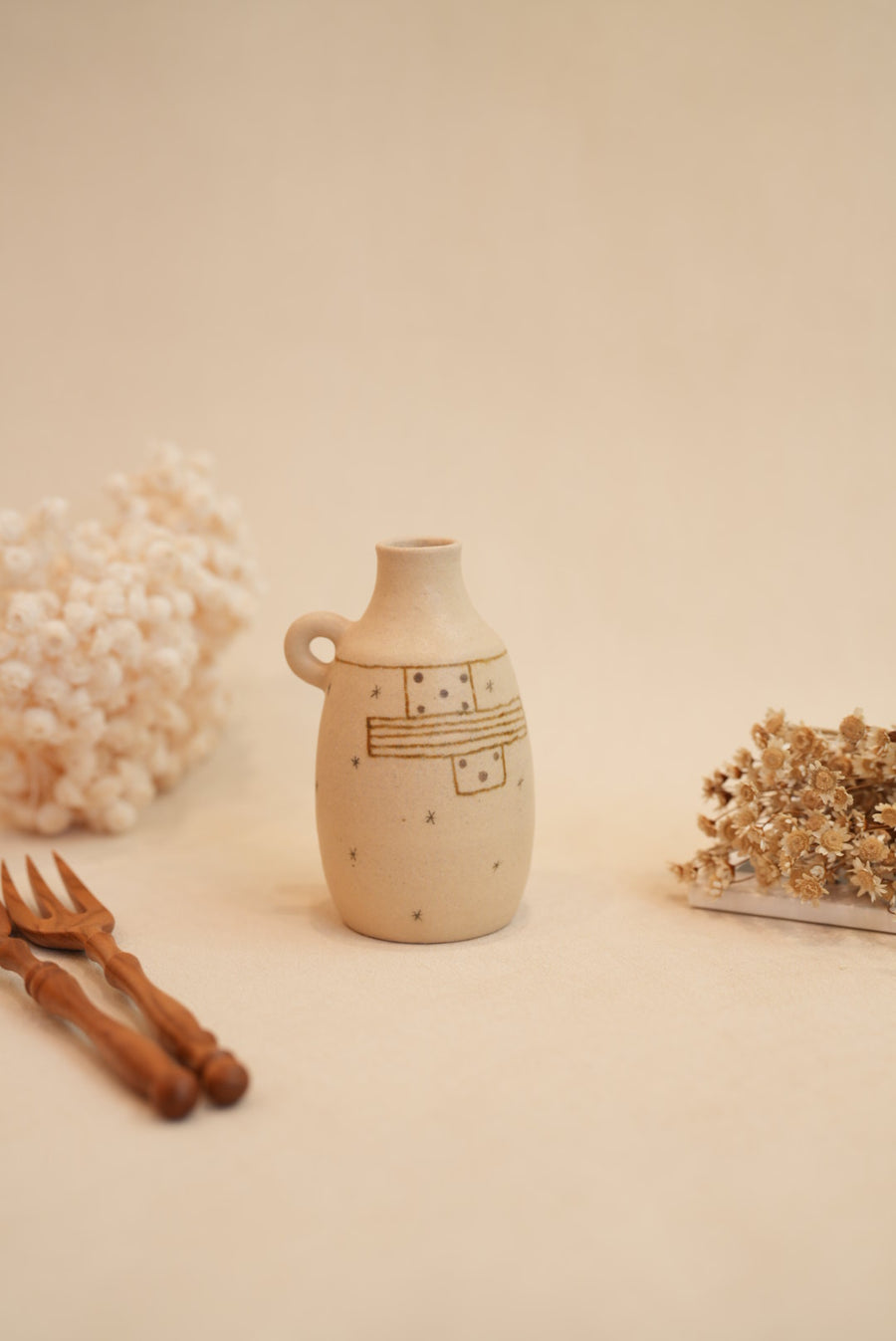 Chiho Yoshida 穗屋工房- Straight Shaped Vase CY02