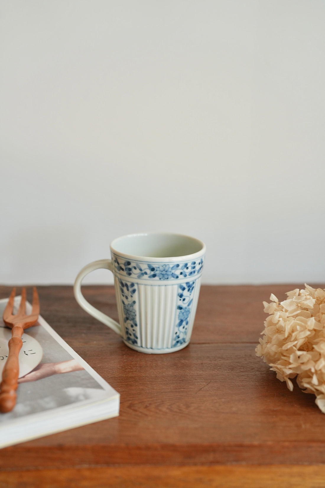 Maya Inamura 稲村真耶 Flower Straight Mug MI22