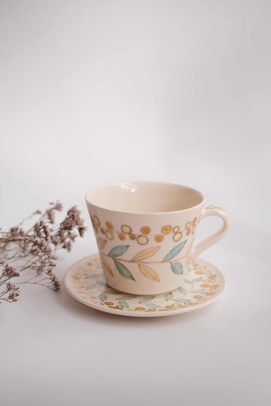 Taki Tomoda 友田多紀 Fruit and Leaf Mug and Saucer - TT06