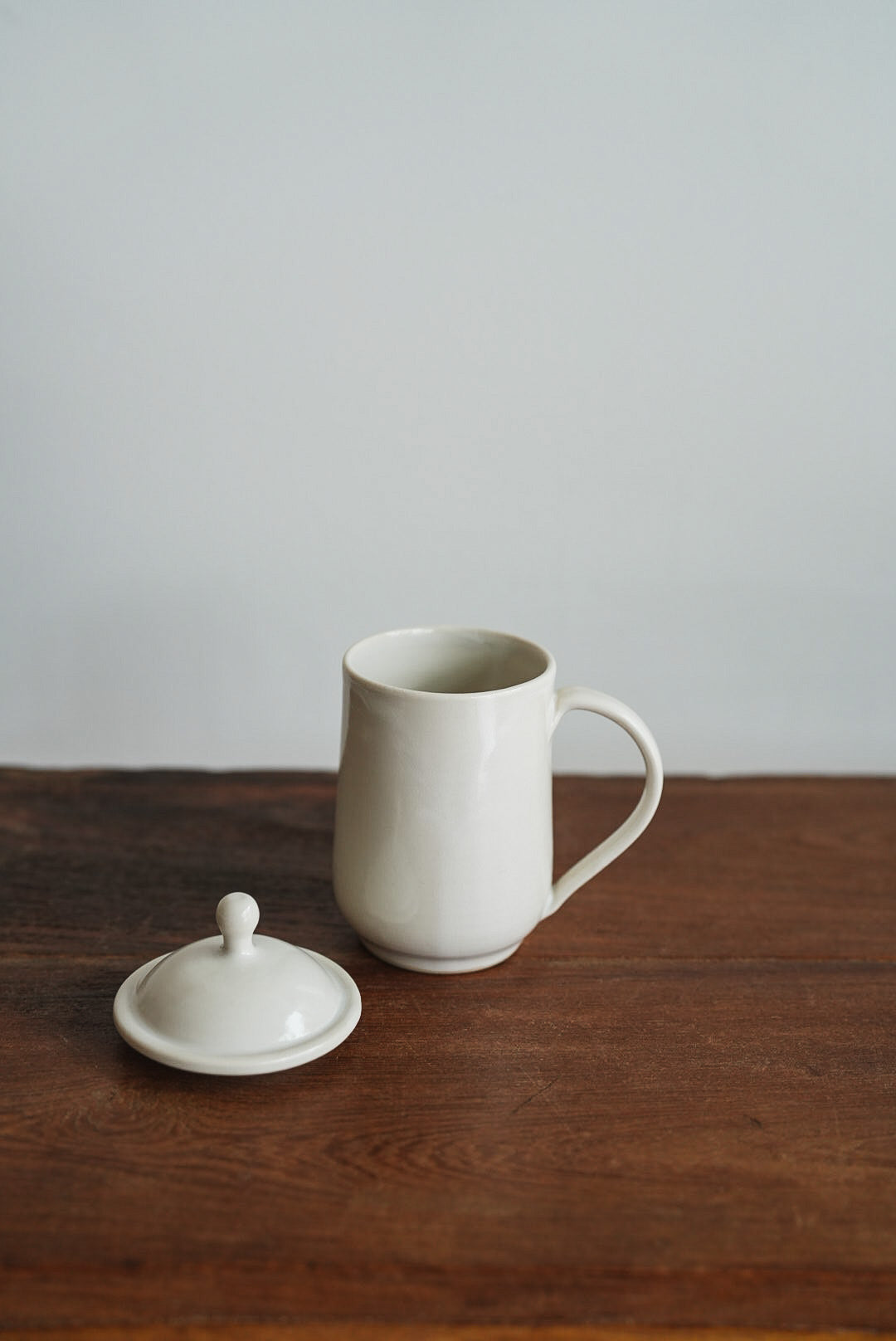 Maya Inamura 稲村真耶 White Mug with Lid MI29