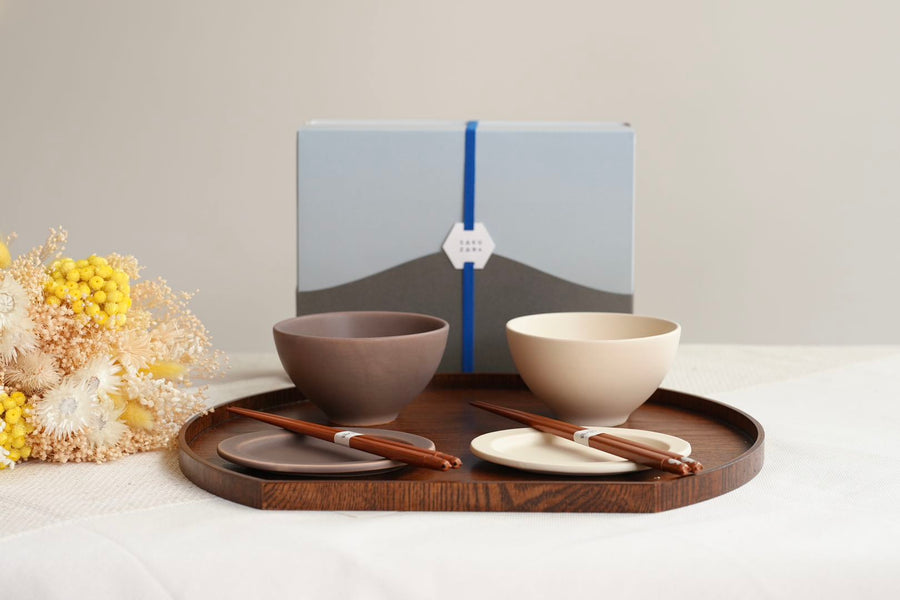 SAKUZAN Sara Gift B Set (2 Rice Bowls & 2 Small Oval Plates) - Cream x Brown