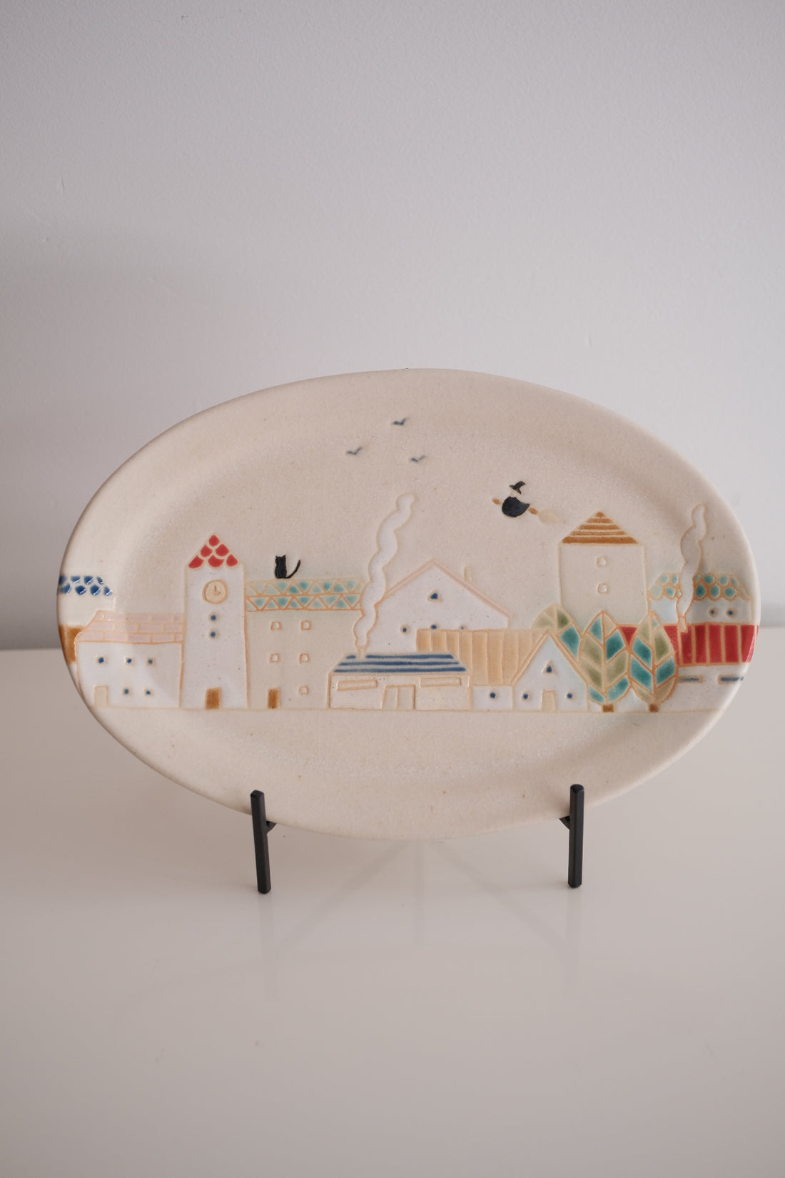 Makiko Furukawa 古川真紀子 City View Oval Plate - Medium