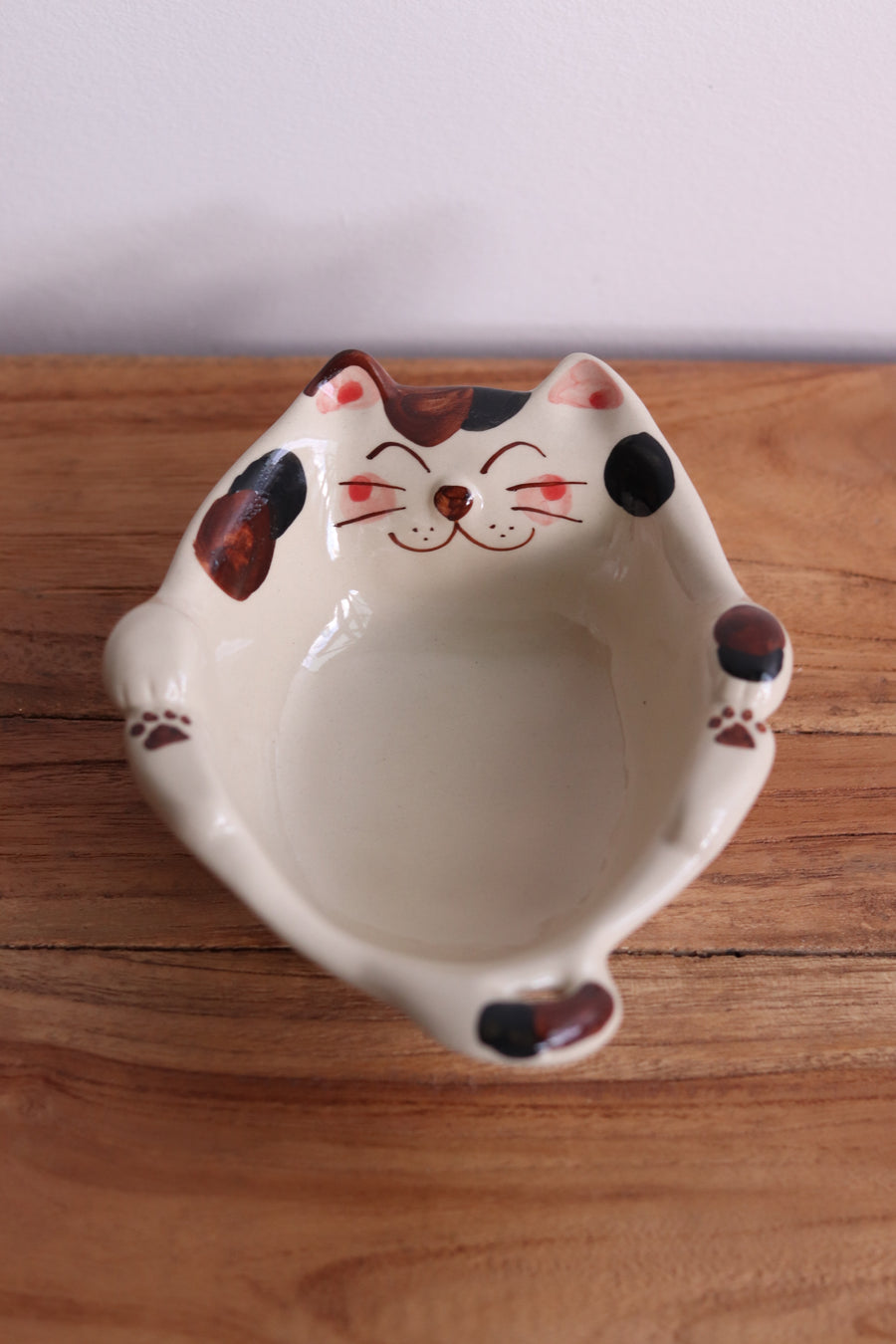 Hasami Arita ware Friendly Cat Small Bowl