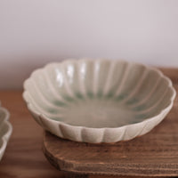 Japanese Chrysanthemum Shape Oval Serving Bowl