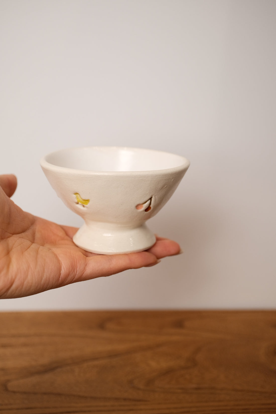 Fukuda Yuko 福田友子 Small Pedestal Bowl FU13