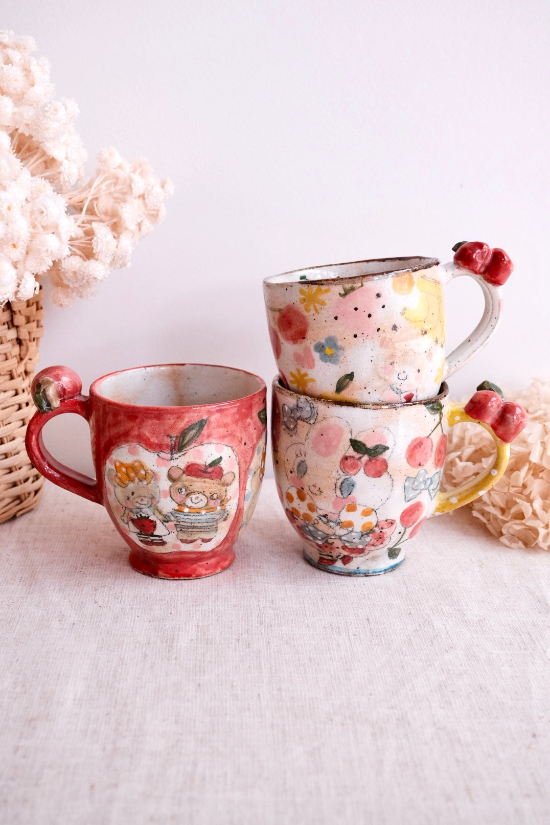 Asako Yamaguchi 山口麻子 Animal Tall Mug with Deco on Handle AI04