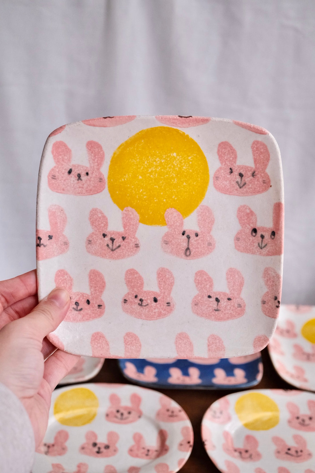 Tomotaro 岡村友太郎 - Mid-Autumn Festival Rabbit Square Plate OT22
