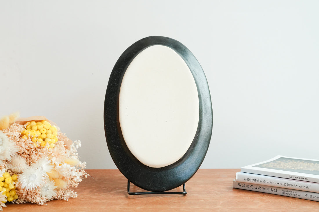 Ken Aoki 青木挙 Large Oval Plate KE11