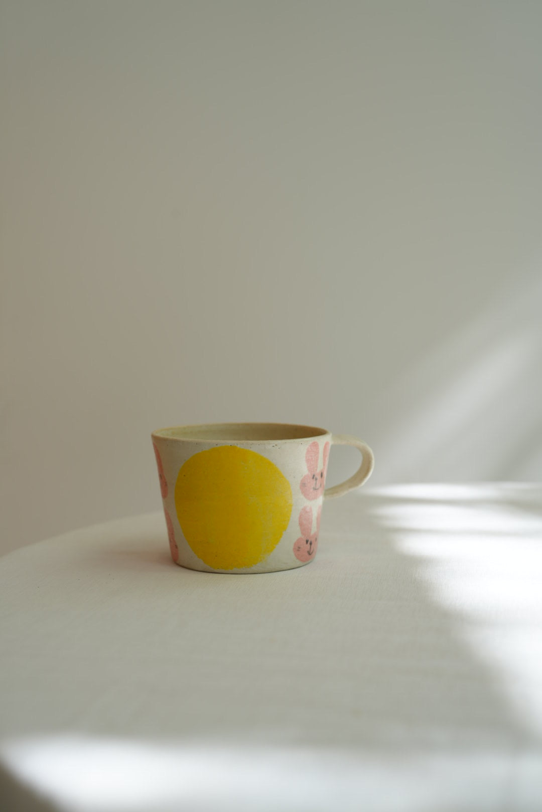 Tomotaro 岡村友太郎 - Mid-Autumn Festival Rabbit Mug OT24