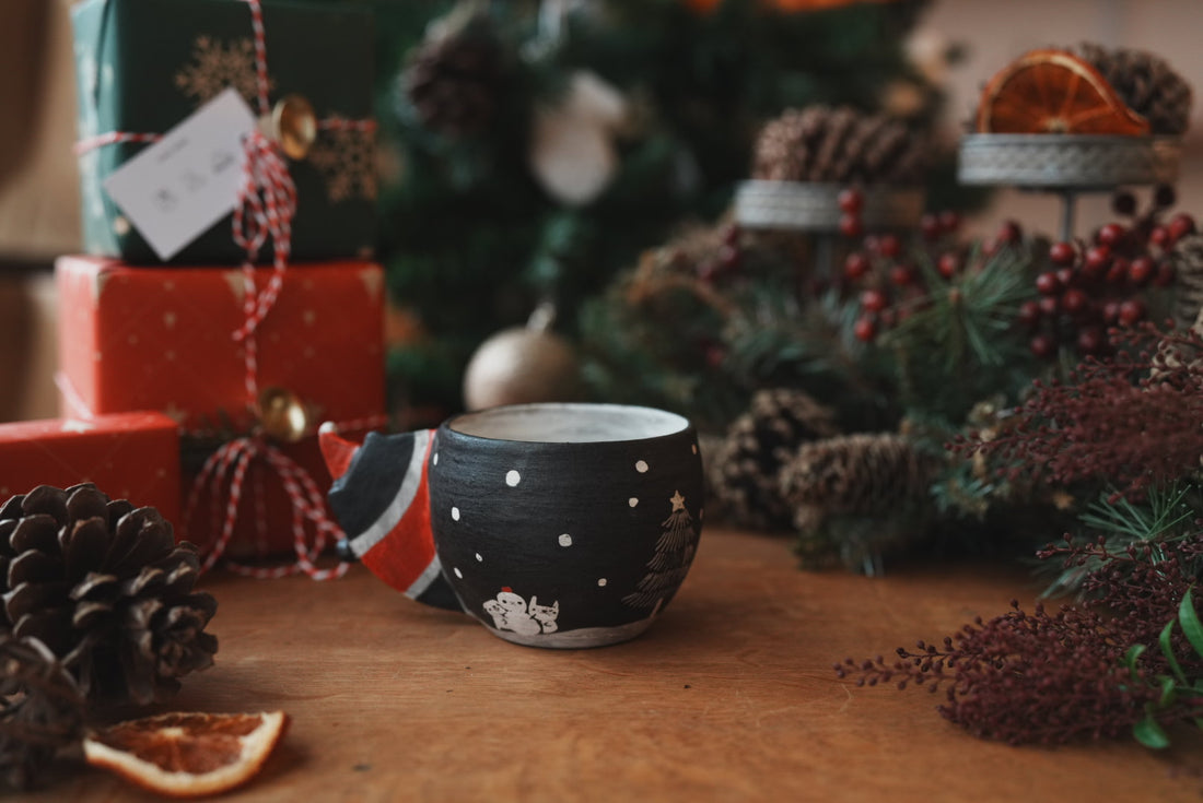 Fumiko Tsuchihashi 土橋文子 - Christmas Mug FT22