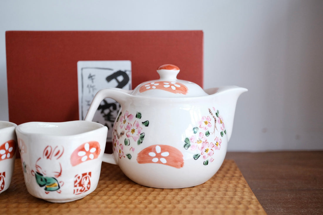 夕立窯 Japanese Style Tea Set - Sakura