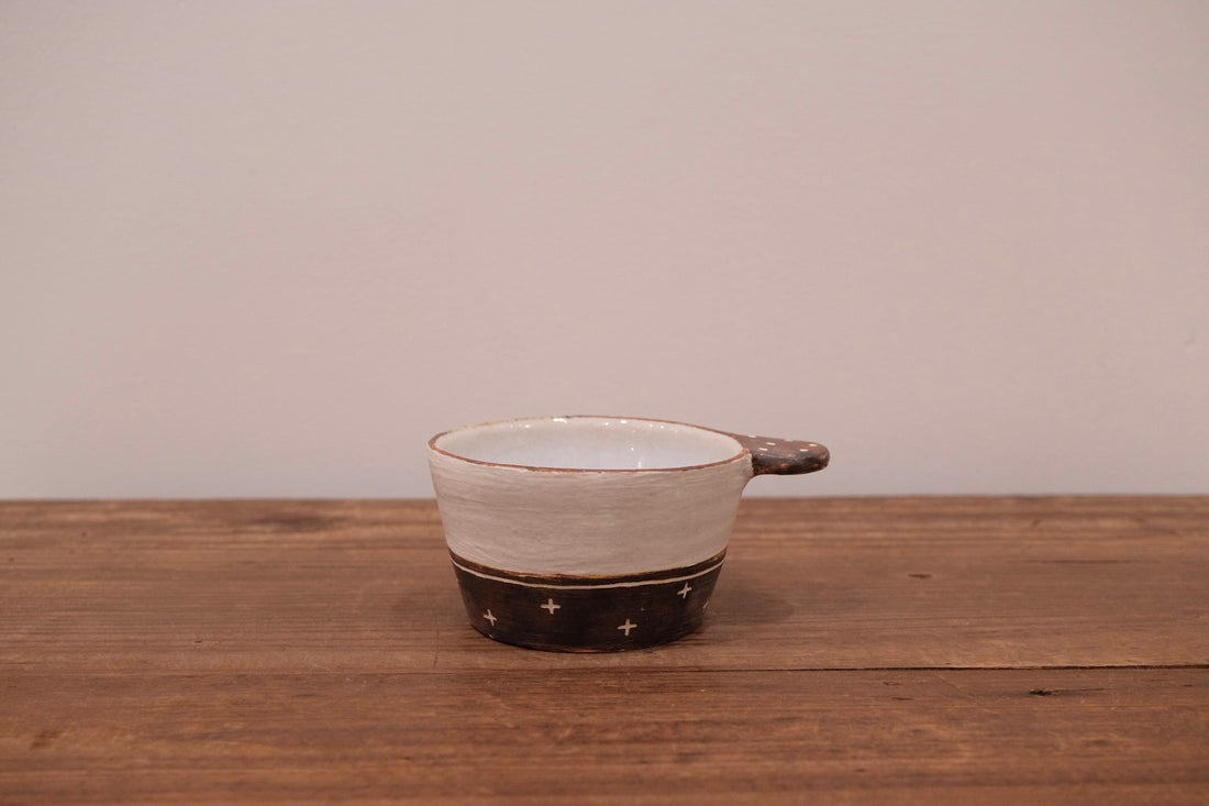 Emishi Kobo 池田匡優&美弥子 - Bowl with Handle EK22