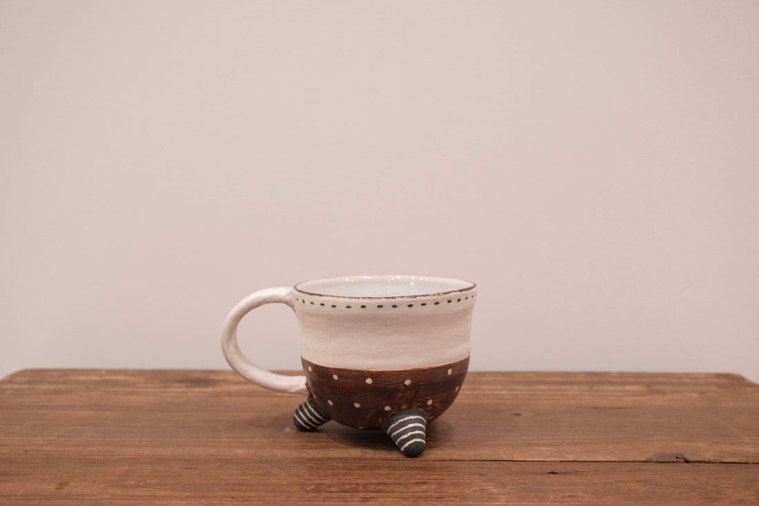 Emishi Kobo 池田匡優&美弥子 - Mug with Stand EK15