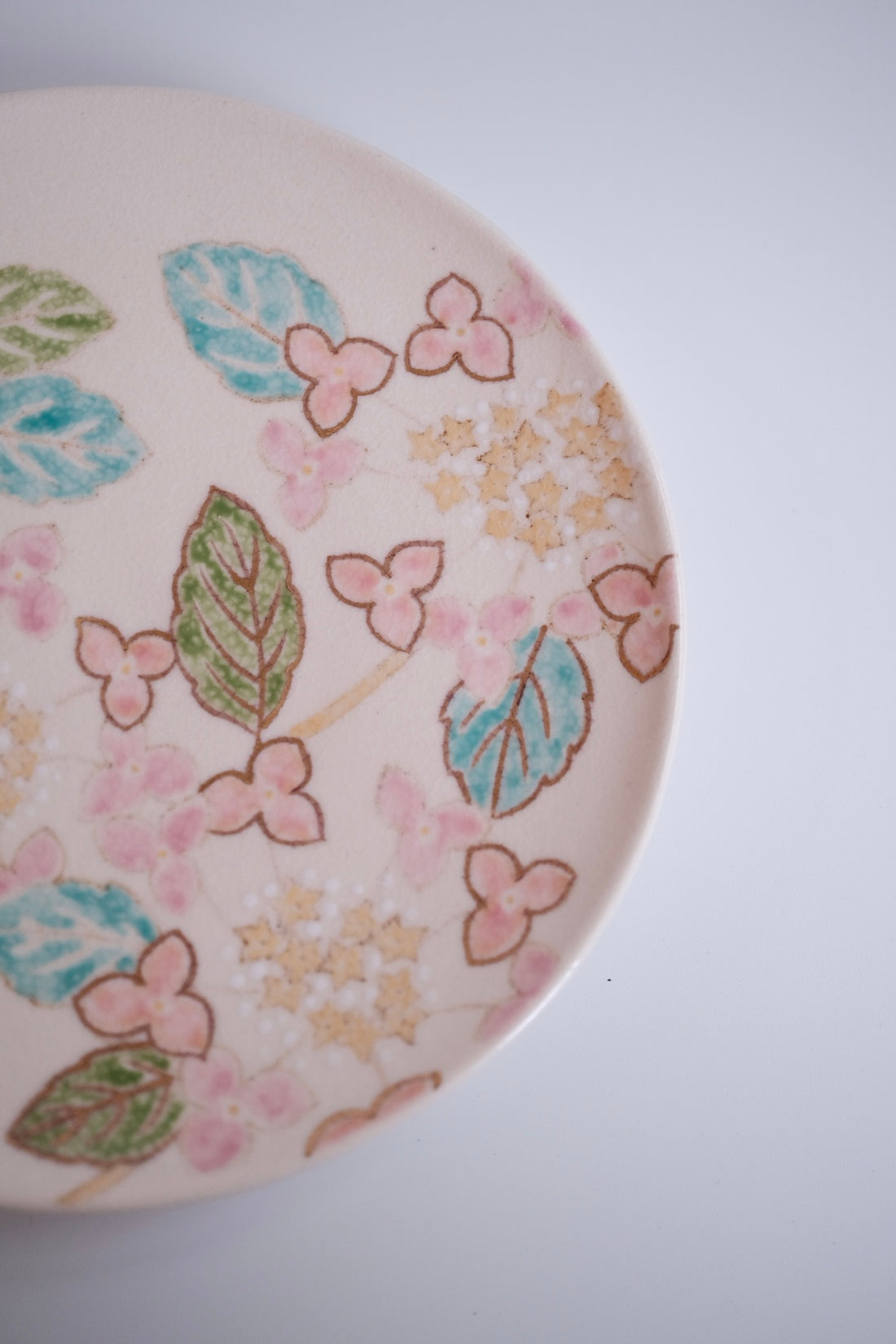 Taki Tomoda 友田多紀 Pink Hydrangea Medium Plate - TT16