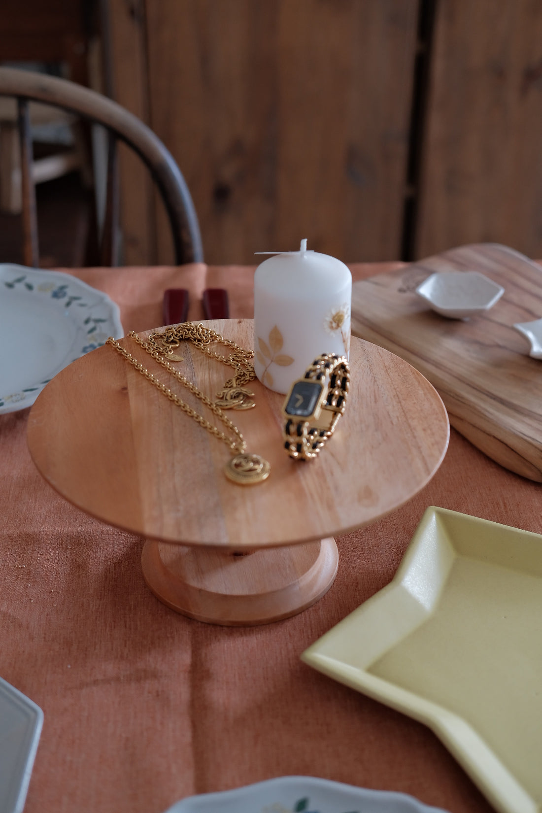 Natural Wood Pedestal Plate Cake Stand