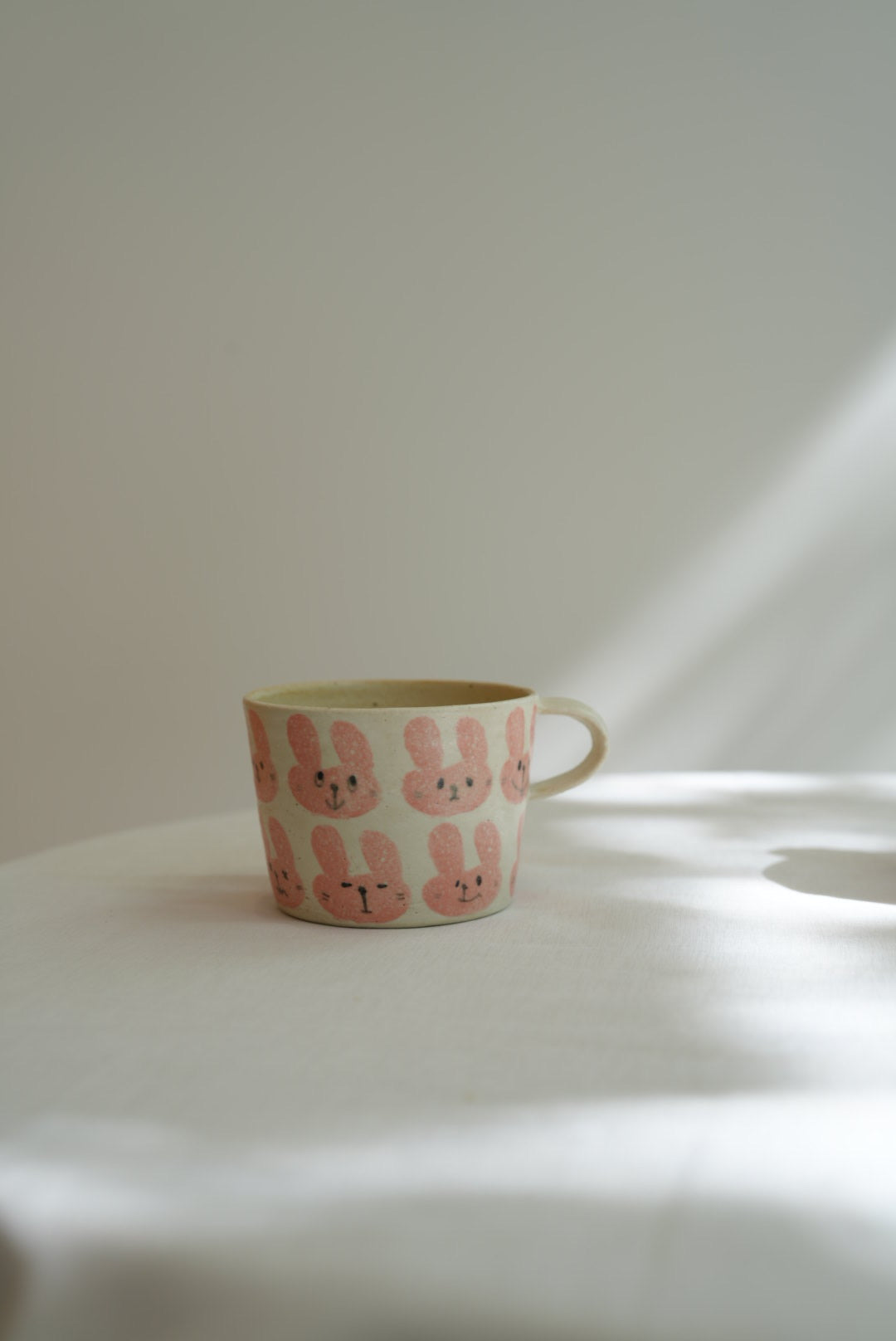 Tomotaro 岡村友太郎 - Mid-Autumn Festival Rabbit Mug OT24