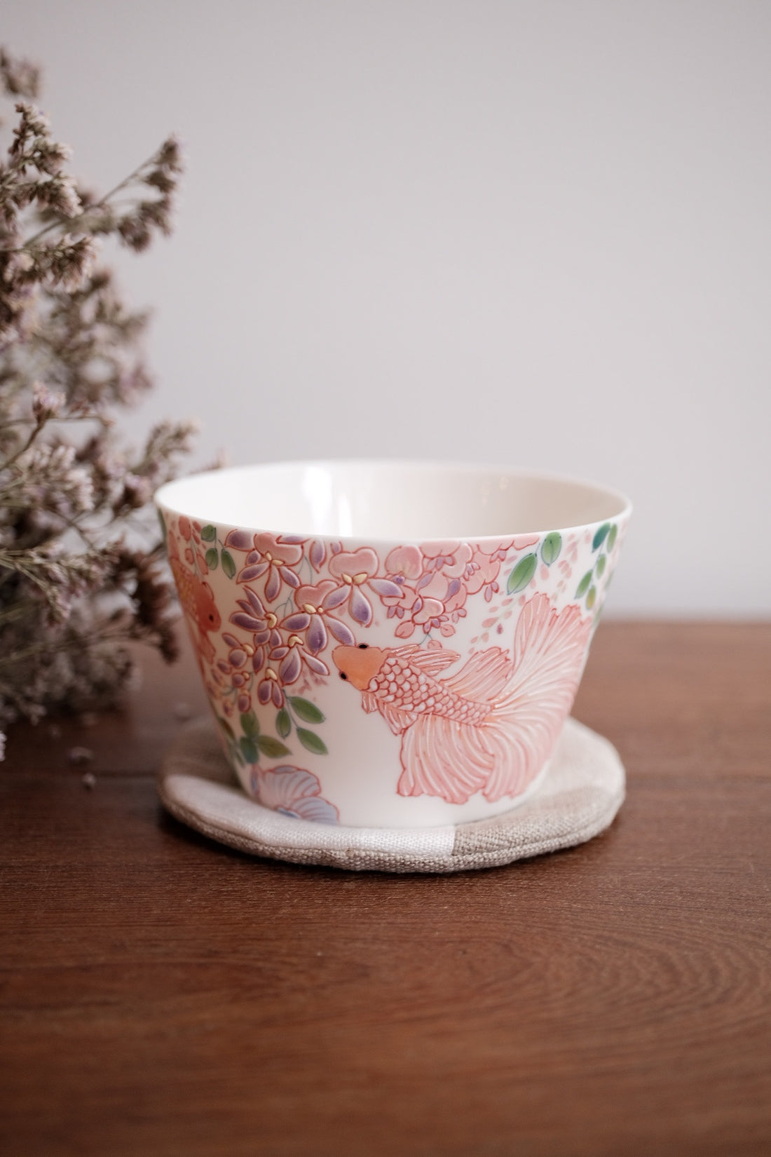 Baizhi Studio - Wisteria Betta Fish Coffee/Tea Cup